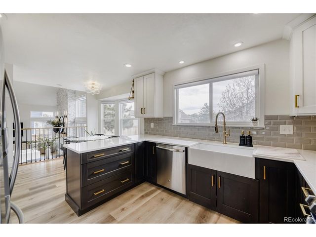 9308 Shadowglen Ct, Highlands Ranch, CO 80126