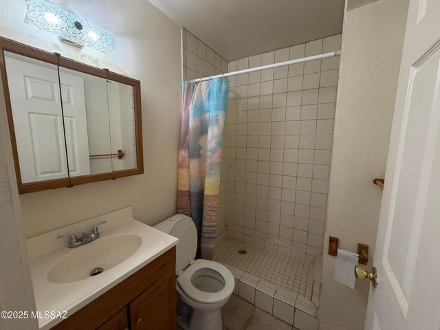 2817 E Frontage Road, Amado, AZ 85645