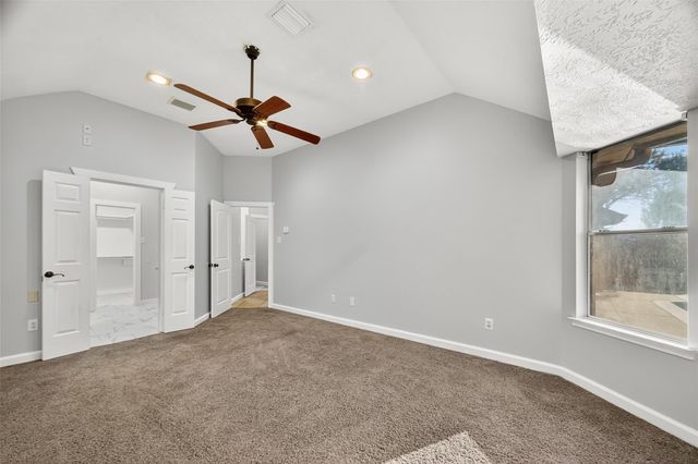 8802 Kensington Court, La Porte, TX 77571