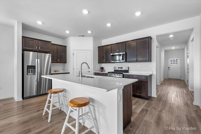 243 Durham Street, North Aurora, IL 60542