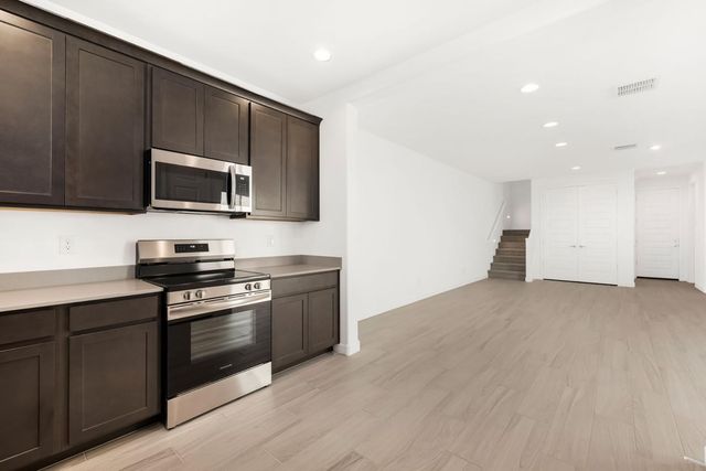 24623 N 164th Drive, Surprise, AZ 85387