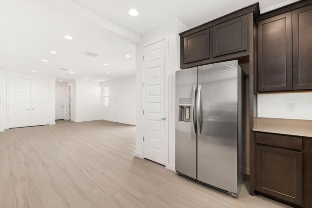 24623 N 164th Drive, Surprise, AZ 85387