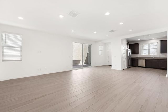 24623 N 164th Drive, Surprise, AZ 85387