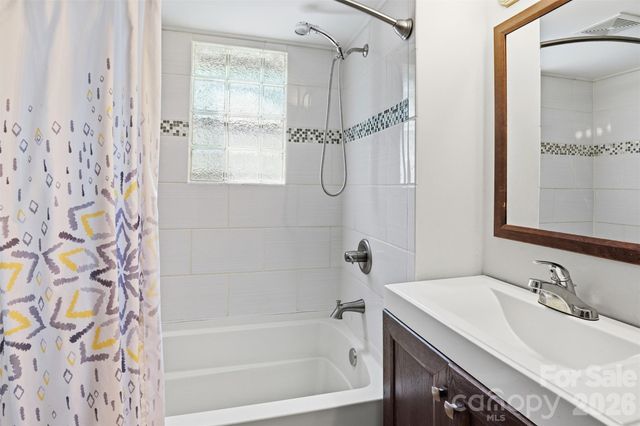 30 Selma Drive, Mooresville, NC 28115
