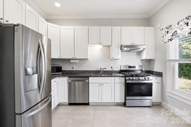 30 Selma Drive, Mooresville, NC 28115
