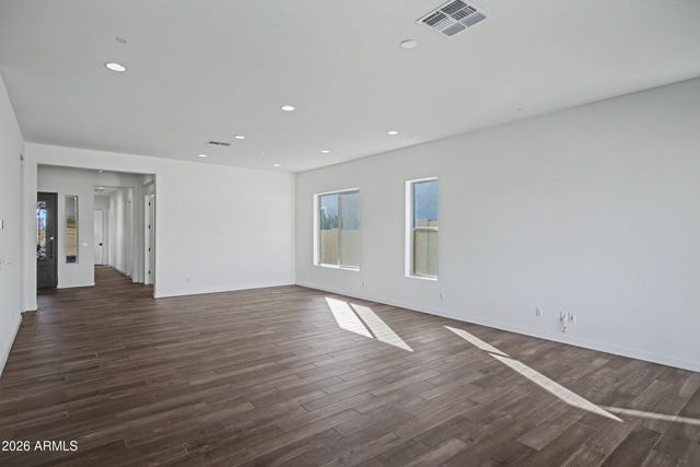 8032 E JUNE Circle, Mesa, AZ 85207