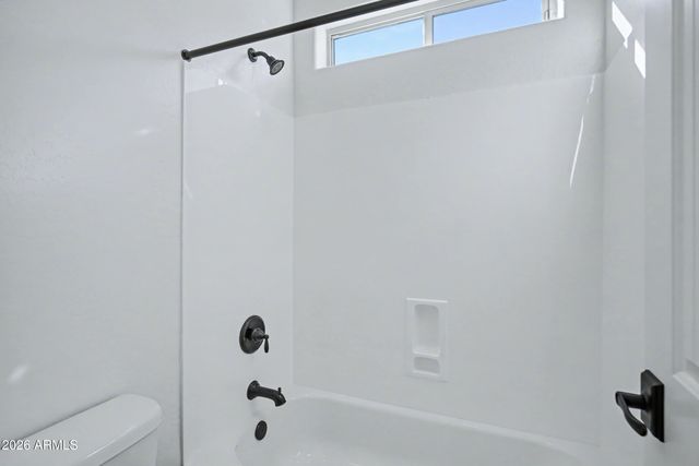 8032 E JUNE Circle, Mesa, AZ 85207