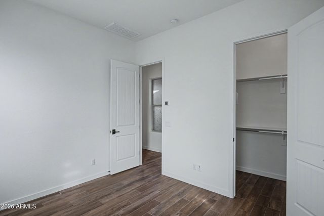 8032 E JUNE Circle, Mesa, AZ 85207