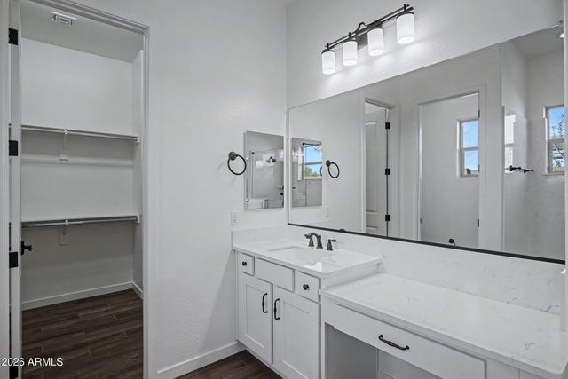 8032 E JUNE Circle, Mesa, AZ 85207