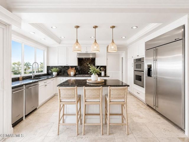 371 Havenside Avenue, Newbury Park, CA 91320