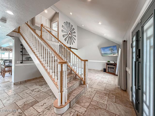 371 Havenside Avenue, Newbury Park, CA 91320