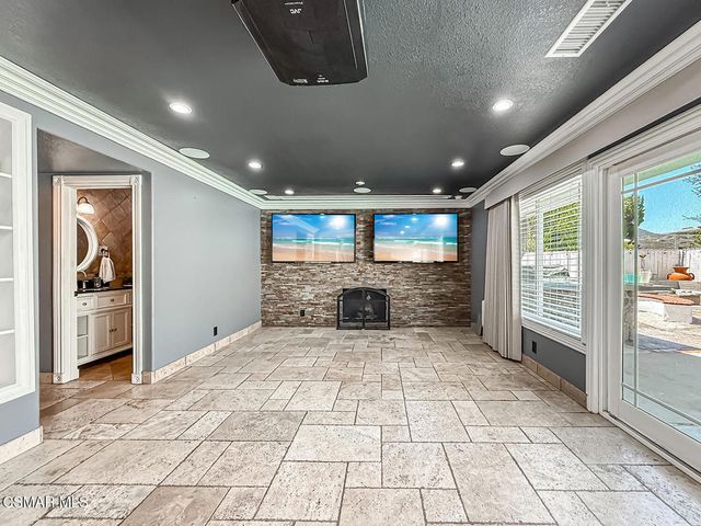 371 Havenside Avenue, Newbury Park, CA 91320