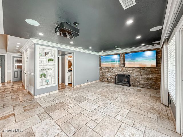 371 Havenside Avenue, Newbury Park, CA 91320