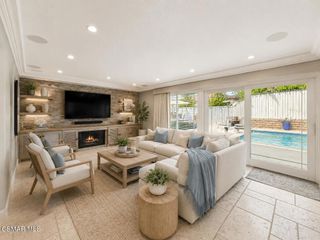 371 Havenside Avenue, Newbury Park, CA 91320