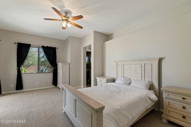 8136 N Night Pony Drive, Tucson, AZ 85743