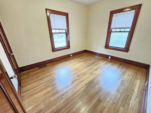 44 Drew Street, Burlington, VT 05401