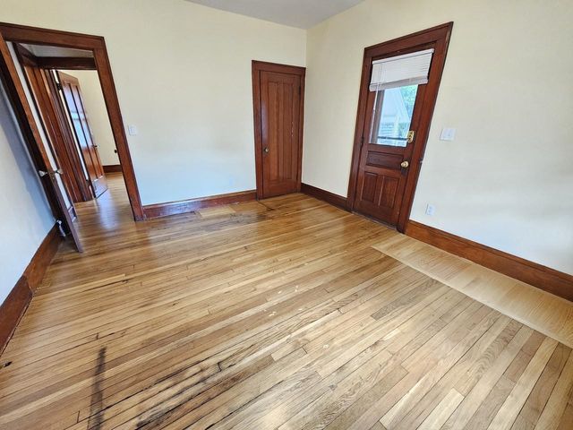 44 Drew Street, Burlington, VT 05401