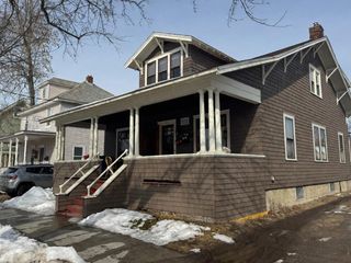 44 Drew Street, Burlington, VT 05401