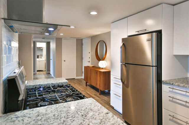 1800 Lavaca ST A-608, Austin, TX 78701