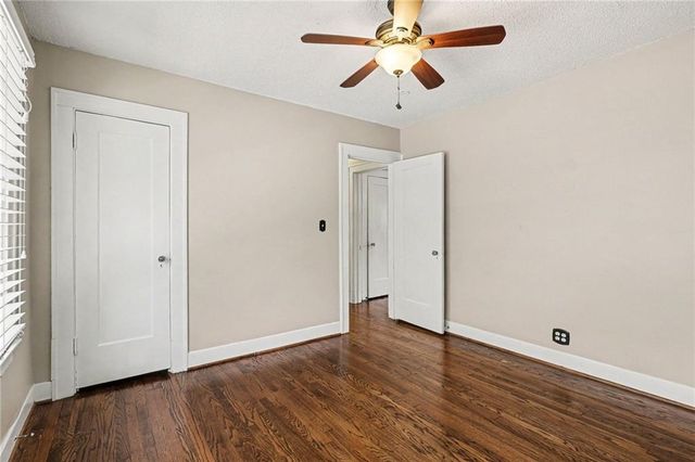 5642 Harrison Street, Kansas City, MO 64110