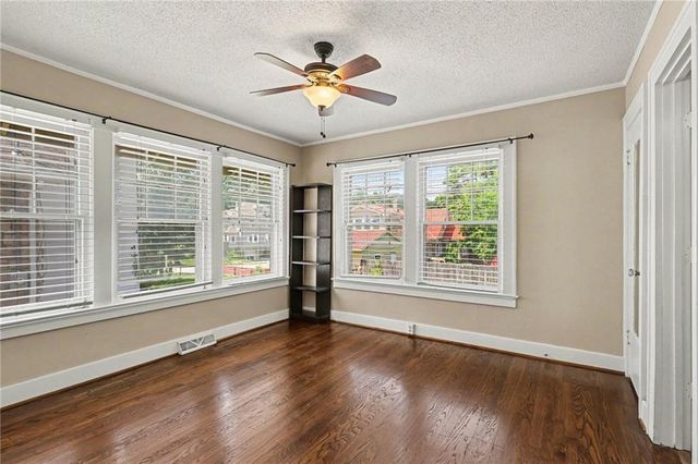 5642 Harrison Street, Kansas City, MO 64110