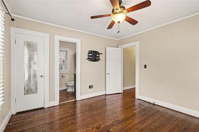 5642 Harrison Street, Kansas City, MO 64110