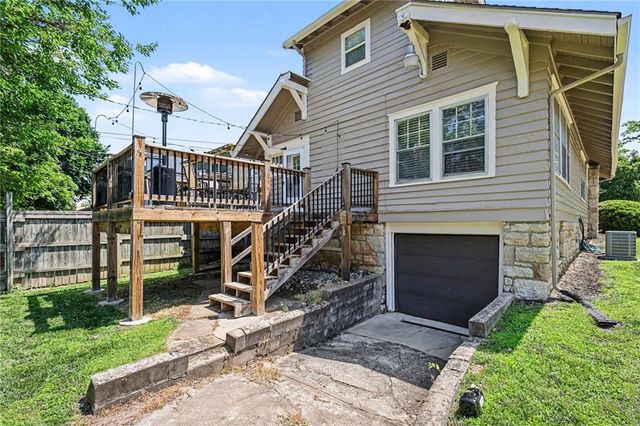 5642 Harrison Street, Kansas City, MO 64110
