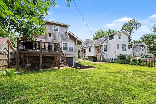 5642 Harrison Street, Kansas City, MO 64110