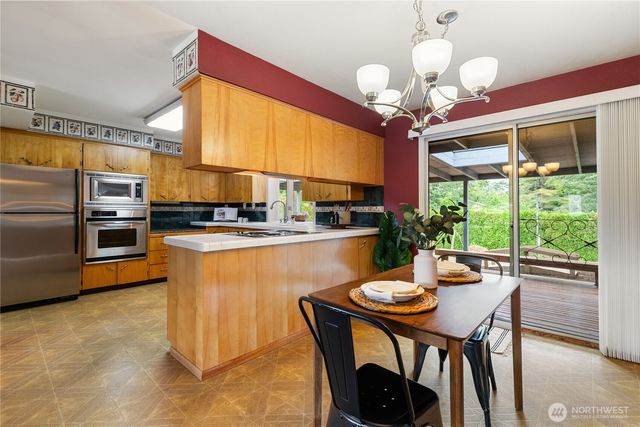 3024 Cherrywood Avenue, Bellingham, WA 98225