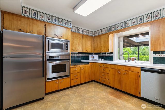 3024 Cherrywood Avenue, Bellingham, WA 98225