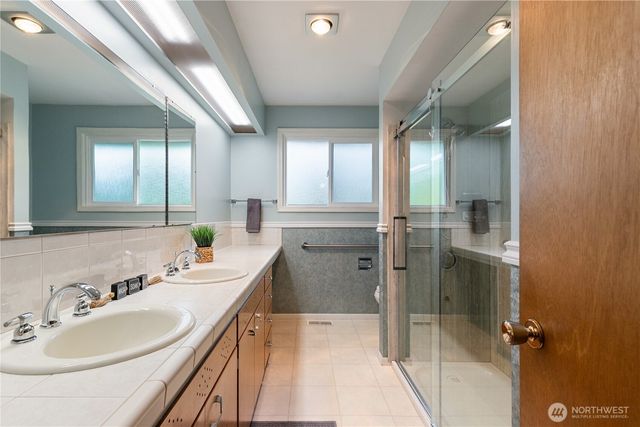 3024 Cherrywood Avenue, Bellingham, WA 98225