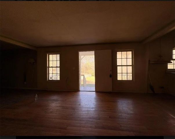 17 Collins Road, Carrollton, GA 30116