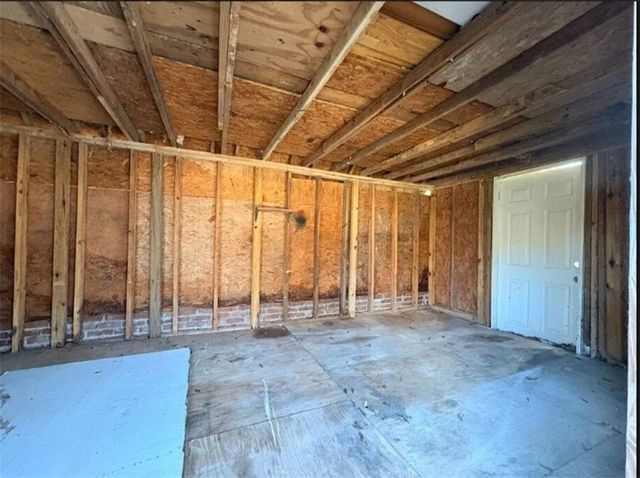 17 Collins Road, Carrollton, GA 30116