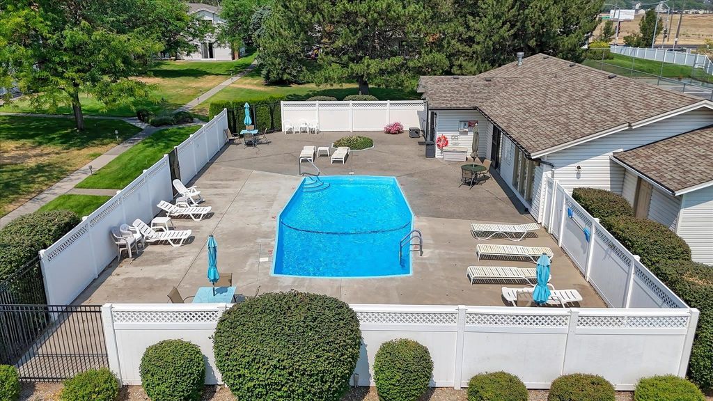 7878 N WILDING Dr, Spokane, WA 99208 photo 5