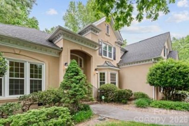 3833 Denmeade Drive, Charlotte, NC 28269