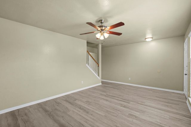 105 Green Isle Ave Avenue 120, Dickinson, TX 77539