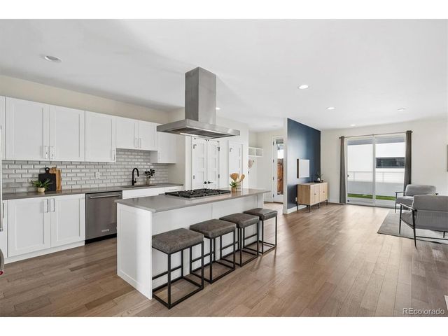 4018 Zuni St, Denver, CO 80211
