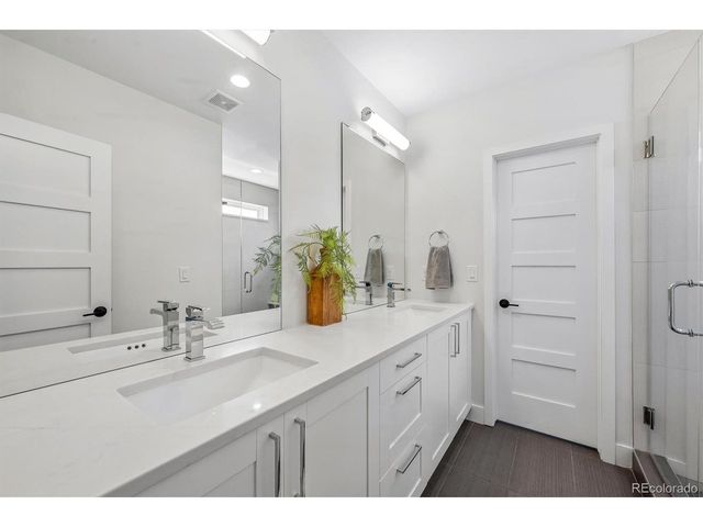 4018 Zuni St, Denver, CO 80211