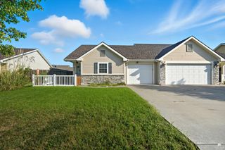515 Brookmont Drive, Manhattan, KS 66502