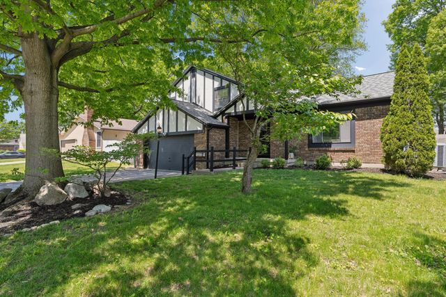 3614 Rochfort Bridge, Columbus, OH 43221