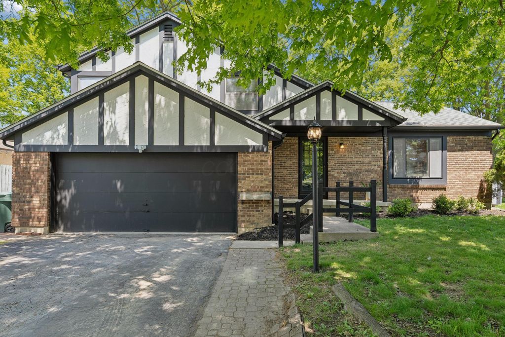 3614 Rochfort Bridge, Columbus, OH 43221