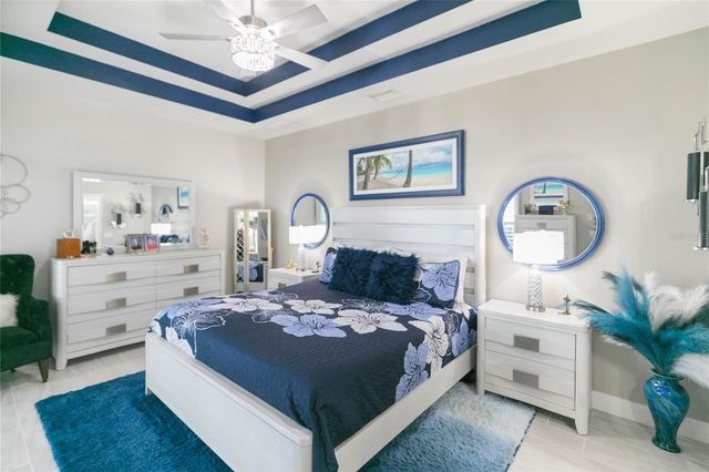 204 LATITUDE PLACE, Apollo Beach, FL 33572