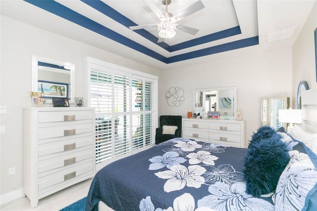 204 LATITUDE PLACE, Apollo Beach, FL 33572