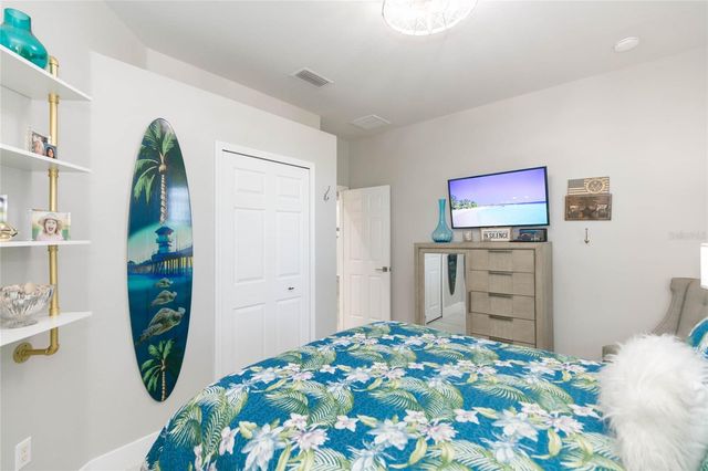204 LATITUDE PLACE, Apollo Beach, FL 33572