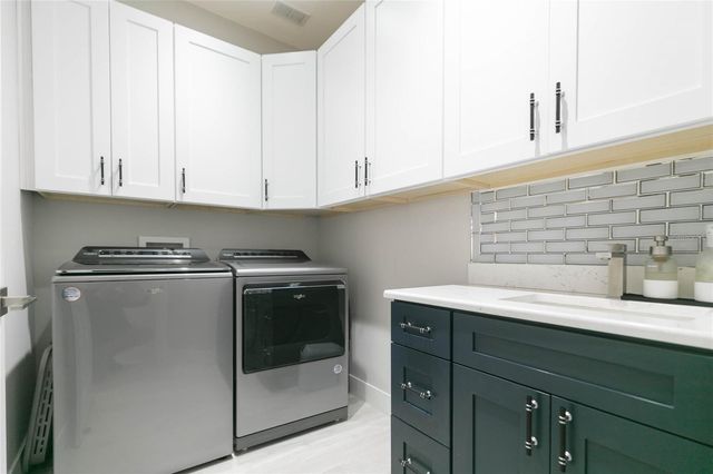 204 LATITUDE PLACE, Apollo Beach, FL 33572