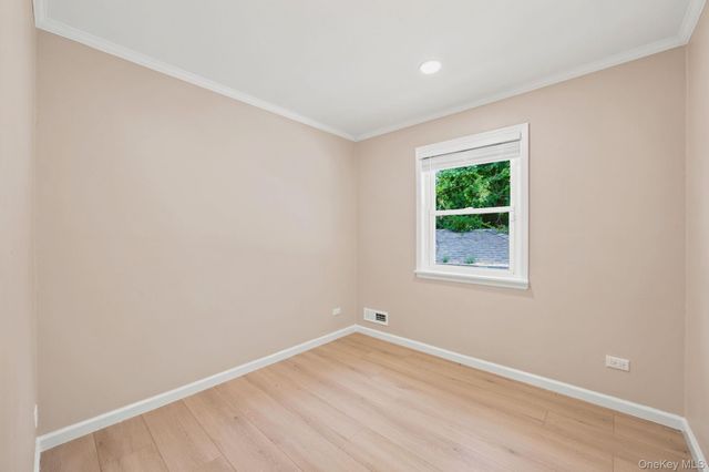 2811 Clearview Expressway, Bayside, NY 11360