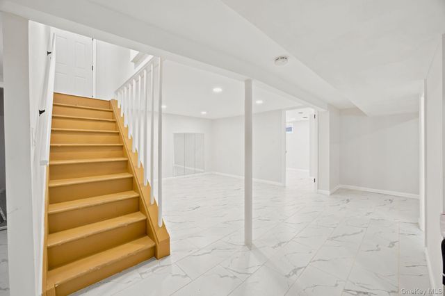 2811 Clearview Expressway, Bayside, NY 11360