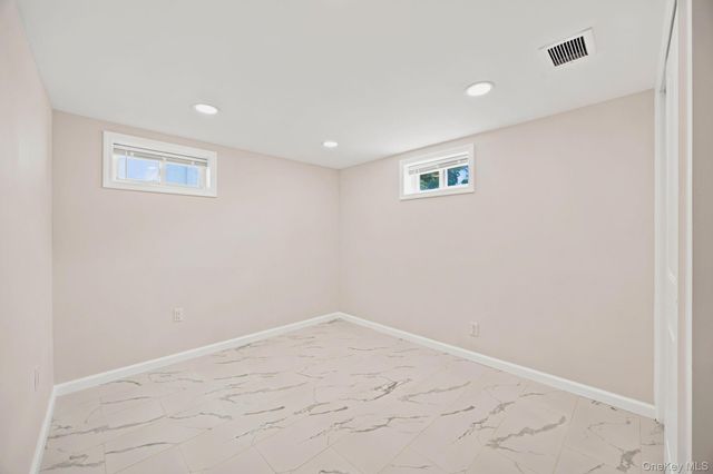 2811 Clearview Expressway, Bayside, NY 11360