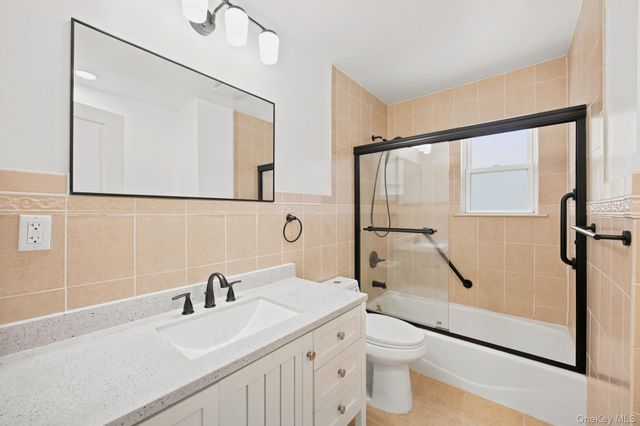 2811 Clearview Expressway, Bayside, NY 11360