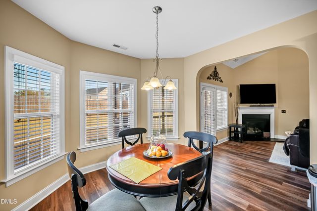 908 Sequoia Ridge Drive, Fuquay Varina, NC 27526